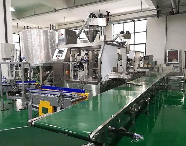 自動(dòng)化包裝機(jī)械設(shè)備車間